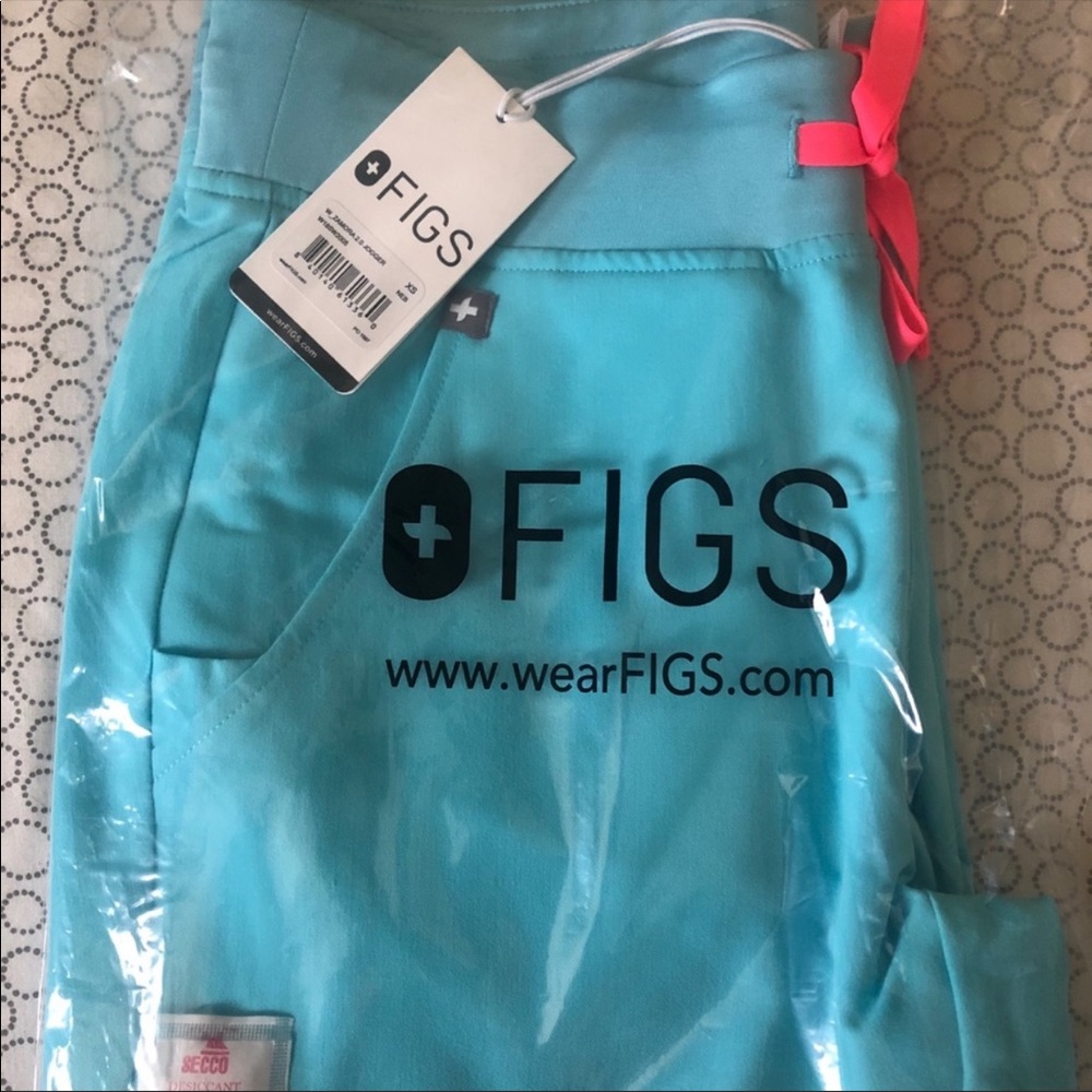 NWT FIGS Zamora Joggers Scrub Pants in Neon Blue - Picture 4 of 13